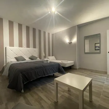 Penthouse Benal Apartmán *