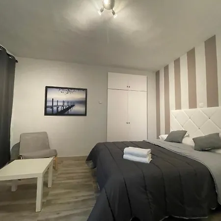 Penthouse Benal Apartment