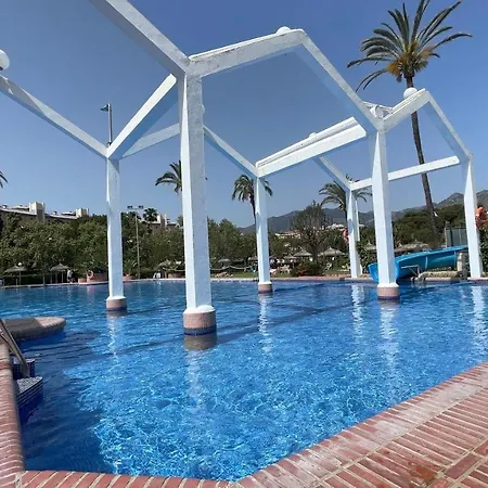 Penthouse Benal شقة *